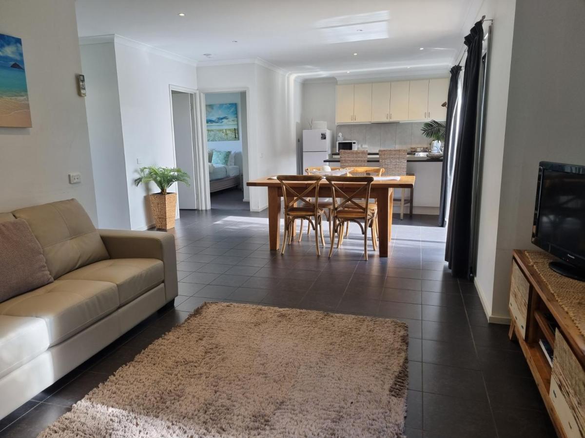 Island Cove Villas Cowes Eksteriør billede