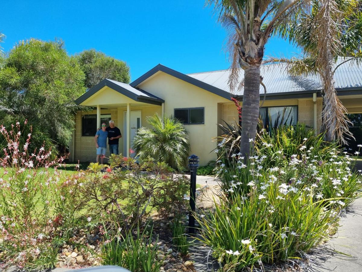 Island Cove Villas Cowes Eksteriør billede